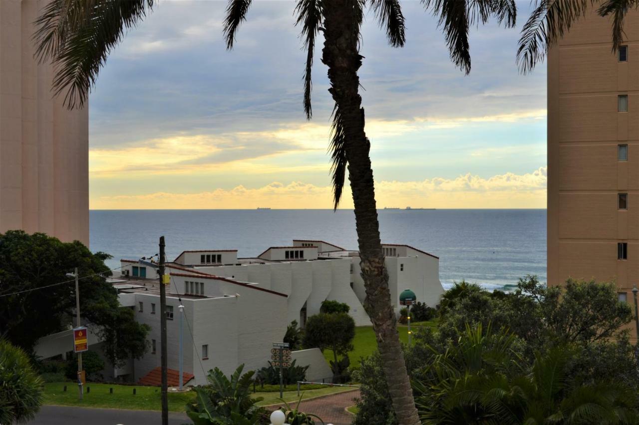 Umhlanga Getaways Apartment *